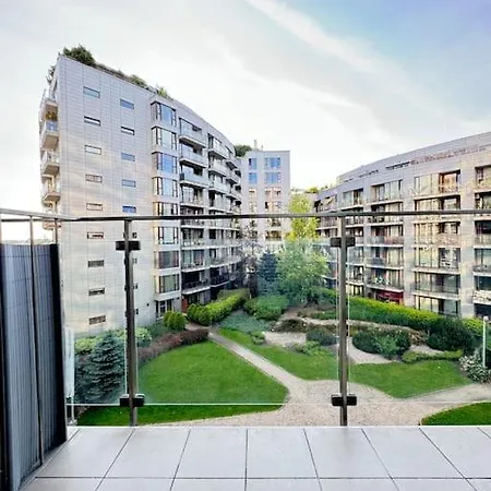 Wygodna Kawalerka Grójecka 194 Apartamento