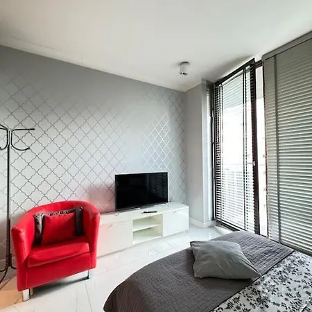 Apartment Wygodna Kawalerka Grojecka 194 Warsaw
